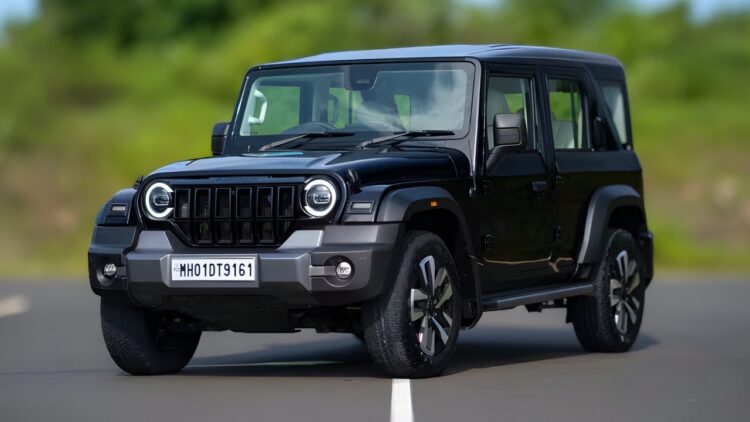 Mahindra Thar Roxx Makes City Driving Feel Like an Off-Road Thrill Ride!