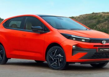 5 Best Cars for First-Time Buyers in India – Safe, Smart & Affordable!