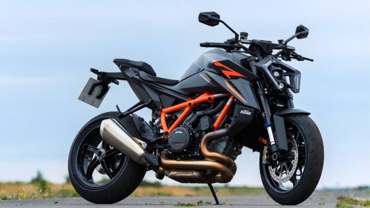 New KTM 1390 Super Duke RR Nears Launch With Lighter Weight and Premium Parts