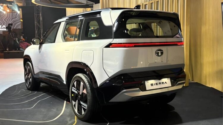 New Tata Sierra Prices Announced: Full Variant-Wise List from ₹11.49 to ₹18.49 Lakh