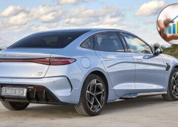 China’s BYD Surpasses Tesla in Global EV Sales, Tops 4.6 Million Vehicles in 2025